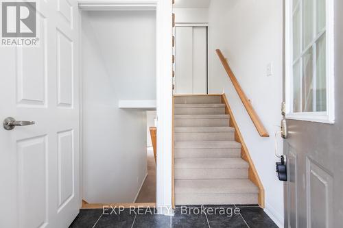 2925 Garnethill Way, Oakville, ON - Indoor Photo Showing Other Room