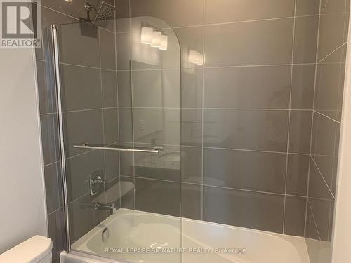 1602 - 104 Garment Street, Kitchener, ON - Indoor Photo Showing Bathroom