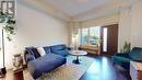 31 Oak Street, Toronto, ON  - Indoor Photo Showing Living Room 