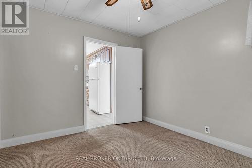 130 Main Street, Southwest Middlesex (Glencoe), ON - Indoor Photo Showing Other Room