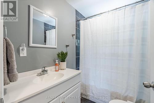 95 Myrtle Street, Aylmer (Ay), ON - Indoor Photo Showing Bathroom