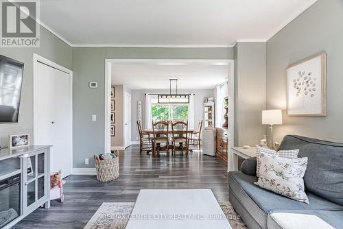 95 Myrtle Street, Aylmer (Ay), ON - Indoor Photo Showing Living Room