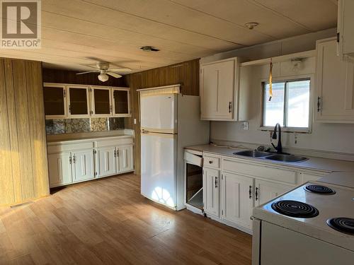 7 8474 Bunce Road, Prince George, BC - Indoor Photo Showing Kitchen With Double Sink