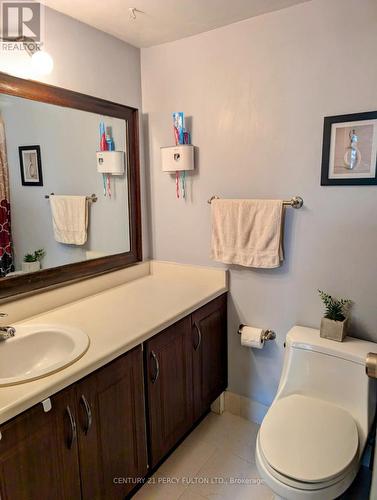 209 - 180 Markham Road, Toronto, ON - Indoor Photo Showing Bathroom