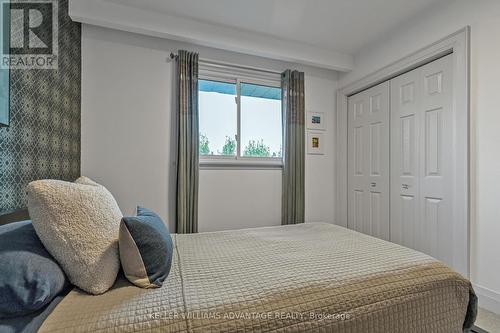 35 Morningside Avenue, Toronto, ON - Indoor Photo Showing Bedroom