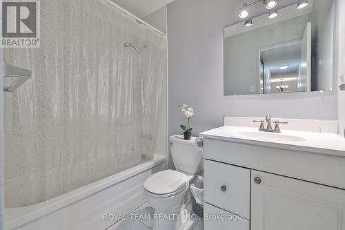 104 - 1 Royal Orchard Boulevard, Markham, ON - Indoor Photo Showing Bathroom