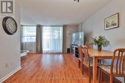 104 - 1 Royal Orchard Boulevard, Markham, ON - Indoor Photo Showing Dining Room