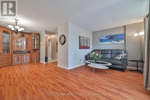 104 - 1 Royal Orchard Boulevard, Markham, ON - Indoor Photo Showing Other Room