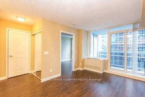 2310-4978 Yonge St, Toronto, ON - Indoor Photo Showing Other Room