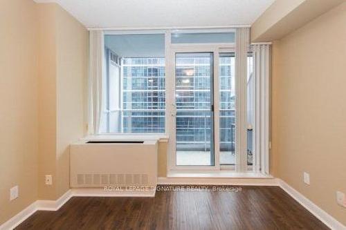 2310-4978 Yonge St, Toronto, ON - Indoor Photo Showing Other Room