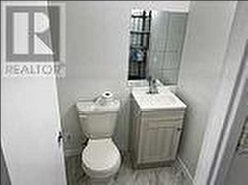 828 - 4645 Jane Street, Toronto, ON - Indoor Photo Showing Bathroom