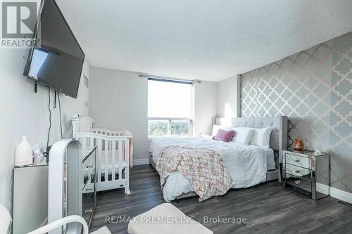 522 - 6 Humberline Drive, Toronto, ON - Indoor Photo Showing Bedroom