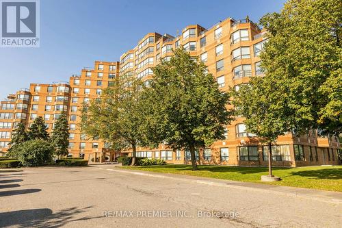 522 - 6 Humberline Drive, Toronto, ON - Outdoor With Facade