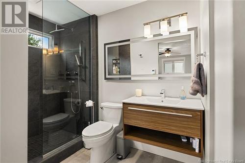 20 Glengrove, Moncton, NB - Indoor Photo Showing Bathroom