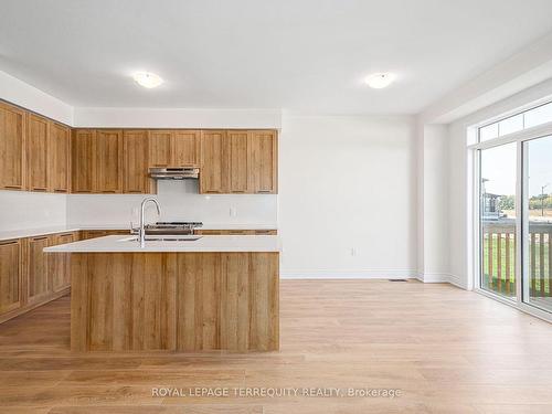 21 Mission St, Wasaga Beach, ON - Indoor Photo Showing Kitchen