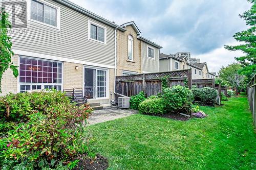 14 - 27 Hartnell Square, Brampton, ON - Outdoor