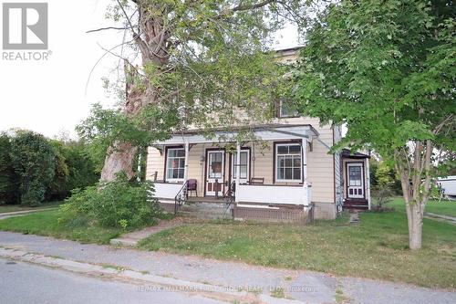 421-423 Minnie Avenue, Tweed, ON - Outdoor