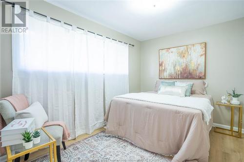 3571 Charlevoix Avenue, Windsor, ON - Indoor Photo Showing Bedroom