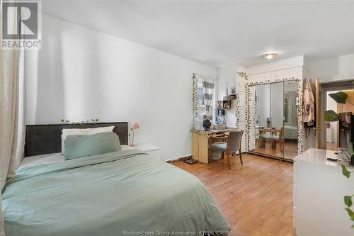 577 Allendale, Windsor, ON - Indoor Photo Showing Bedroom