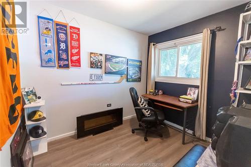 1709 Cadillac, Windsor, ON - Indoor Photo Showing Other Room