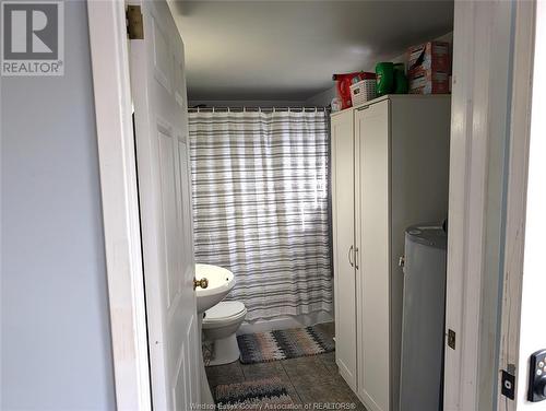 15871 County Road 8, Essex, ON - Indoor Photo Showing Bathroom