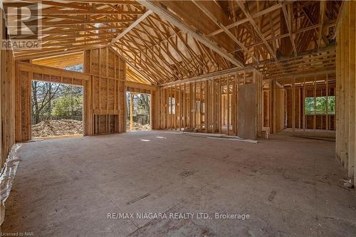 7 Circle Street, Niagara-On-The-Lake, ON -  Photo Showing Other Room