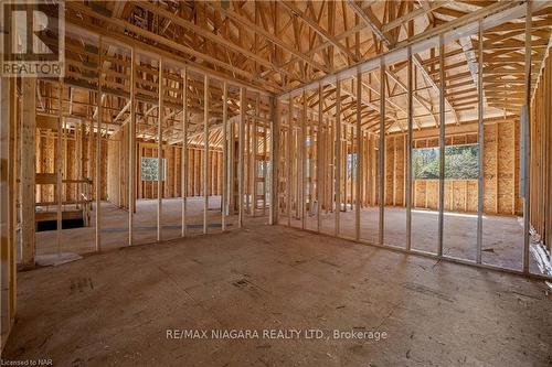 7 Circle Street, Niagara-On-The-Lake, ON - Indoor Photo Showing Other Room