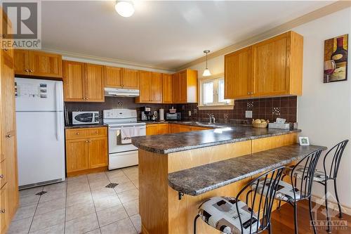 713 Montee Lebrun Road, Casselman, ON - Indoor Photo Showing Kitchen