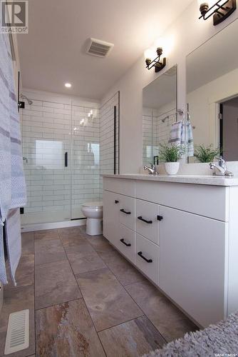 214 3220 11Th Street W, Saskatoon, SK - Indoor Photo Showing Bathroom