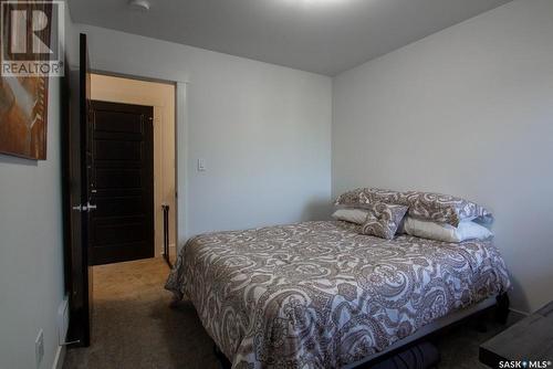 214 3220 11Th Street W, Saskatoon, SK - Indoor Photo Showing Bedroom