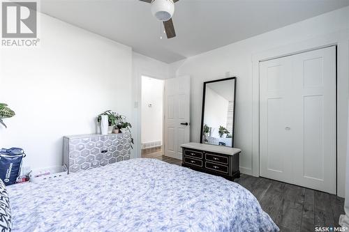 3229 Mountbatten Street, Saskatoon, SK - Indoor Photo Showing Bedroom