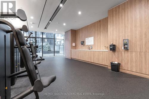 916E - 576 Front Street W, Toronto, ON - Indoor Photo Showing Gym Room