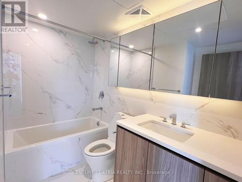 302 - 25 Mcmahon Drive, Toronto, ON - Indoor Photo Showing Bathroom