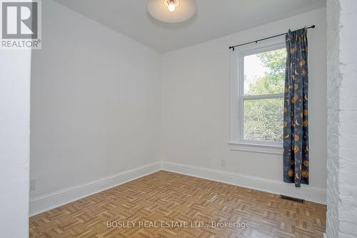 725 Manning Avenue, Toronto, ON - Indoor Photo Showing Other Room