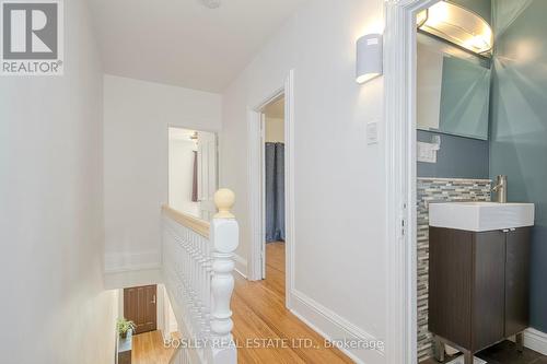 725 Manning Avenue, Toronto, ON - Indoor