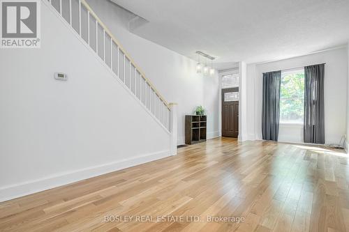 725 Manning Avenue, Toronto, ON - Indoor Photo Showing Other Room