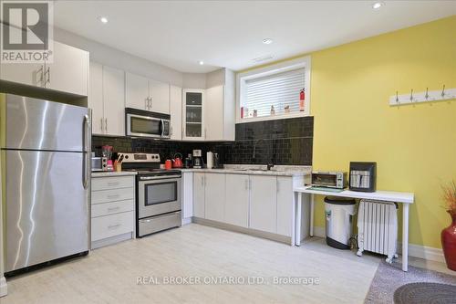 290 Gamma Street, Toronto, ON - Indoor Photo Showing Kitchen