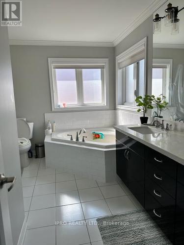 4681 Tassie Road, Burlington, ON - Indoor Photo Showing Bathroom