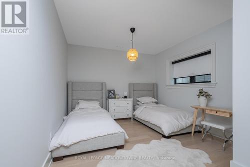 9275 Wellington Rd 50, Erin, ON - Indoor Photo Showing Bedroom