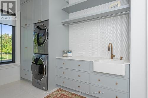 9275 Wellington Rd 50, Erin, ON - Indoor Photo Showing Laundry Room