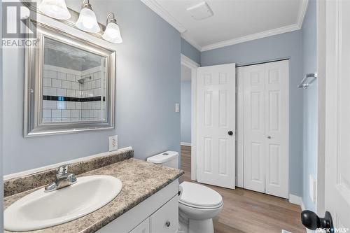 30 Chandler Place, Saskatoon, SK - Indoor Photo Showing Bathroom