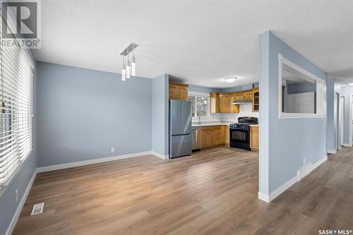 30 Chandler Place, Saskatoon, SK - Indoor Photo Showing Kitchen