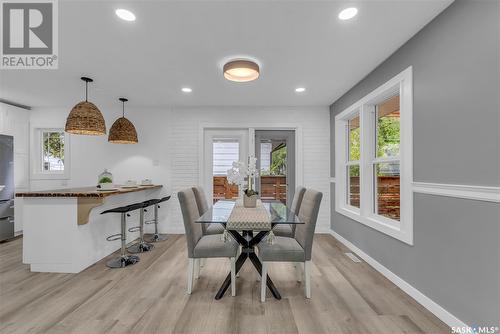 1516 H Avenue N, Saskatoon, SK - Indoor Photo Showing Dining Room