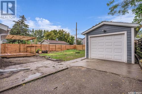 1516 H Avenue N, Saskatoon, SK - Outdoor