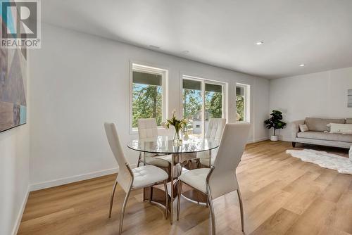 10541 Westshore Road, Vernon, BC - Indoor Photo Showing Dining Room