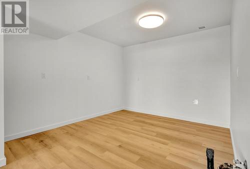 10541 Westshore Road, Vernon, BC - Indoor Photo Showing Other Room