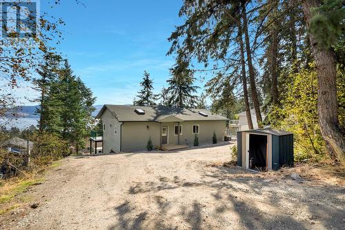 10541 Westshore Road, Vernon, BC - Outdoor