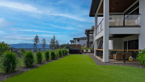 208 Skyland Drive, Kelowna, BC - Outdoor