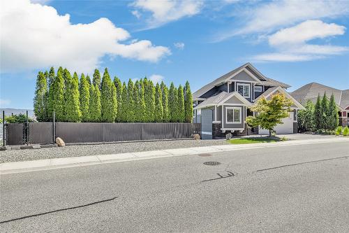 121 Upper Canyon Drive, Kelowna, BC - Outdoor