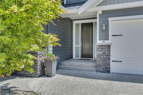 121 Upper Canyon Drive, Kelowna, BC - Outdoor